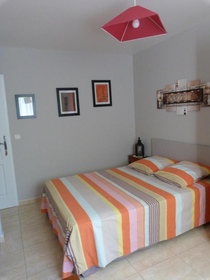 Bed and Breakfast Chez Patrick Roujan Экстерьер фото
